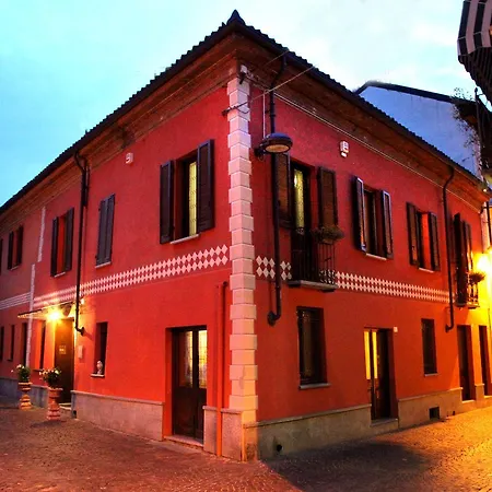 Casa Asso Di Coppe 3* Alba (Piedmont)