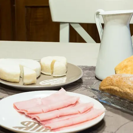 Alojamento de Acomodação e Pequeno-almoço Casa Asso Di Coppe 3*