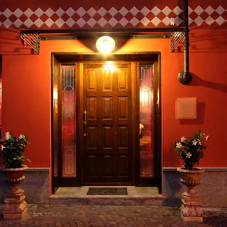 Casa Asso Di Coppe Alba (Piedmont)