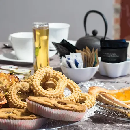 Casa Asso Di Coppe Couette-café 3*