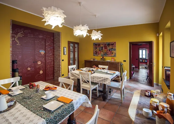 Bed & Breakfast Casa Asso Di Coppe Alba (Piedmont)