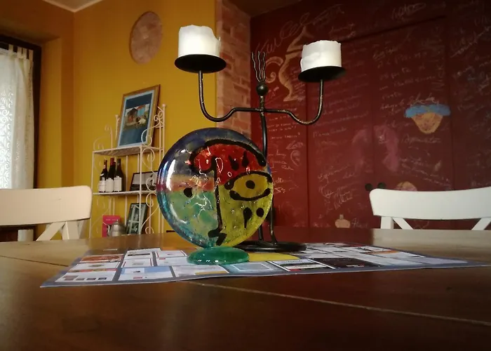 Casa Asso Di Coppe 3* Alba (Piedmont)